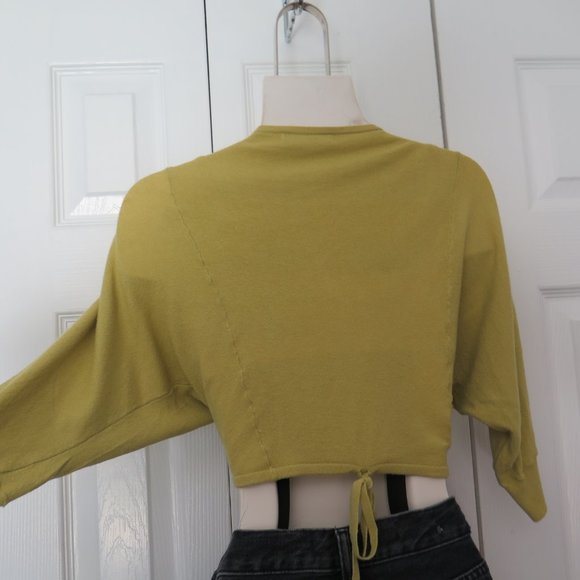 Cropped tie front shrug. - Picture 5 of 9